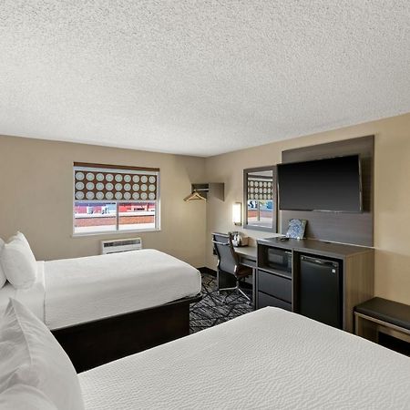 Super 8 By Wyndham Charlottesville Exteriér fotografie